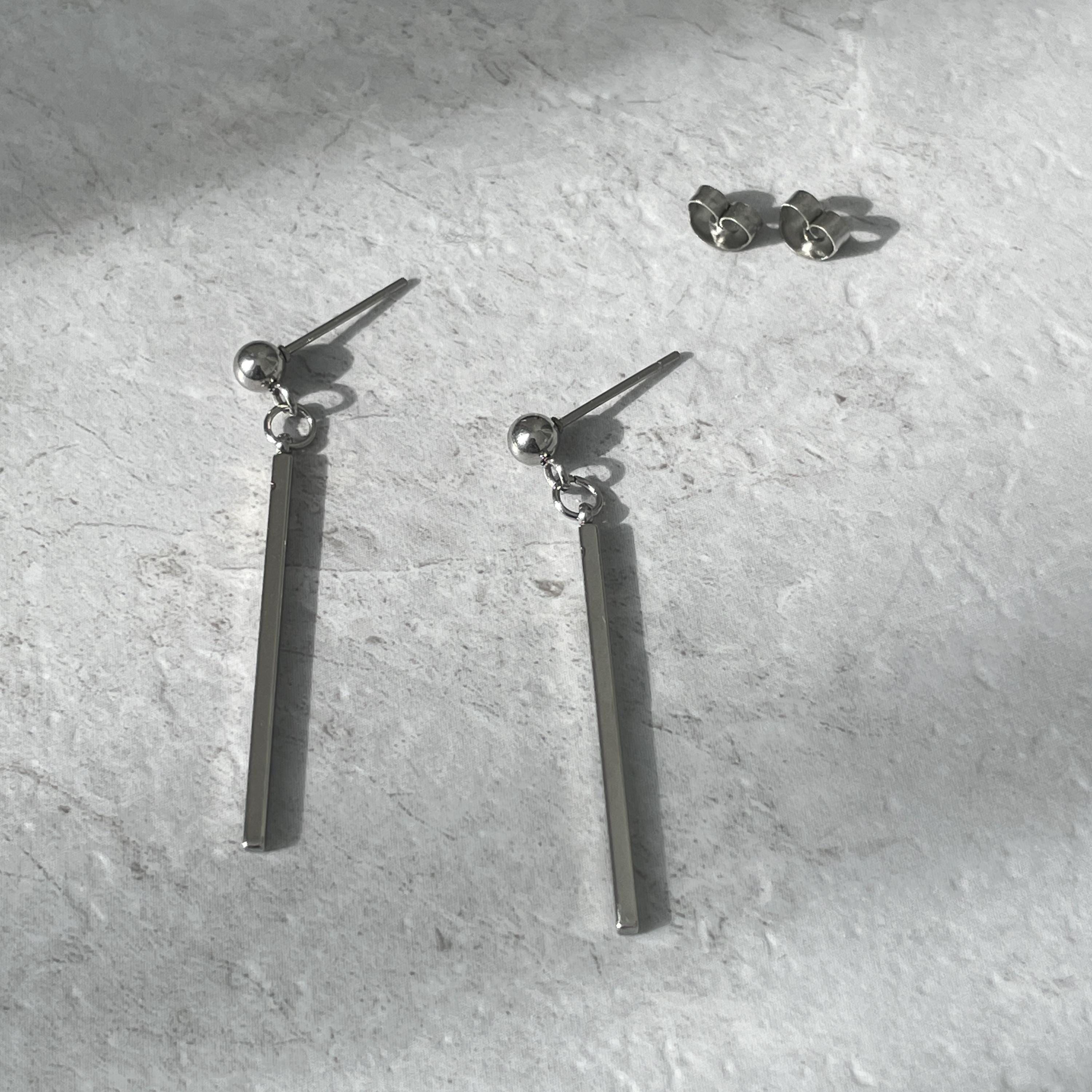 Minimalistische Stab Ohrringe - Edelstahl Stab Ohrringe - Vertikale Stab Ohrringe