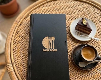 Anpassad logotyp i trä med checkar | Kvittohållare i restaurang, kvittohållare i cafébar