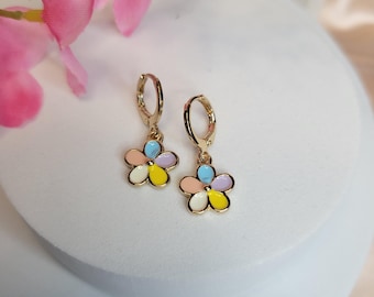 Pastel Enamel Daisy Flower Hoop Earrings – Gold Huggie Floral Dangle  Boho Jewelry