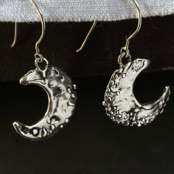 MOON DANCE