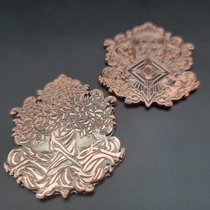 Solid Metal D2 Coin featuring a Tree of Life heads and Steampunk tails | Aged Bronze | Dicebound Exclusive | DND Dungeons and dragons