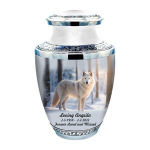 Wolf in Snow Urns for Human Ashes, Cremation Urn for Ashes, Unique Urn for Human Ashes, Adult Urn for Ashes, Cremation urn, Memorial Urn