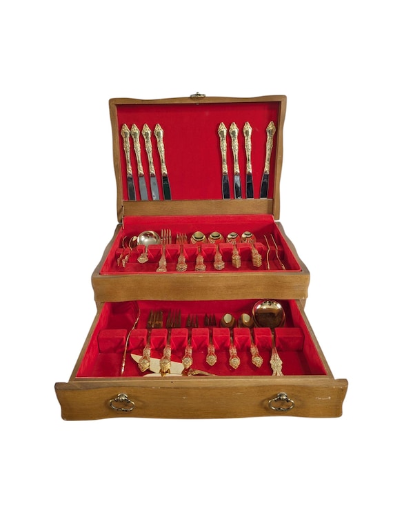 Cutlery Set, Royal Sealy, Gold Plated, 69 Piece Set, Wooden