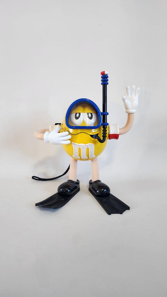 M&M Shower Radio, AM/FM, Splashproof, Snorkel, Mr. Peanut