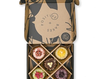Signature Bundt Cake Selection Box | Plant-Based Everyone Can Enjoy