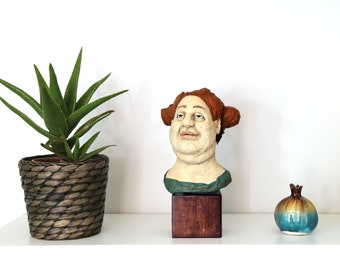 woman portrait, original paper mache sculpture, small sculpture, fat woman, shelf decor, library decor, table decor, figurative sculpture