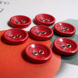 Vintage Red Buttons from the 80&#39;s-set of 7