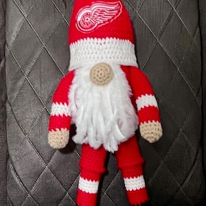 NHL Detroit Red Wings crochet Hockey Team gnome