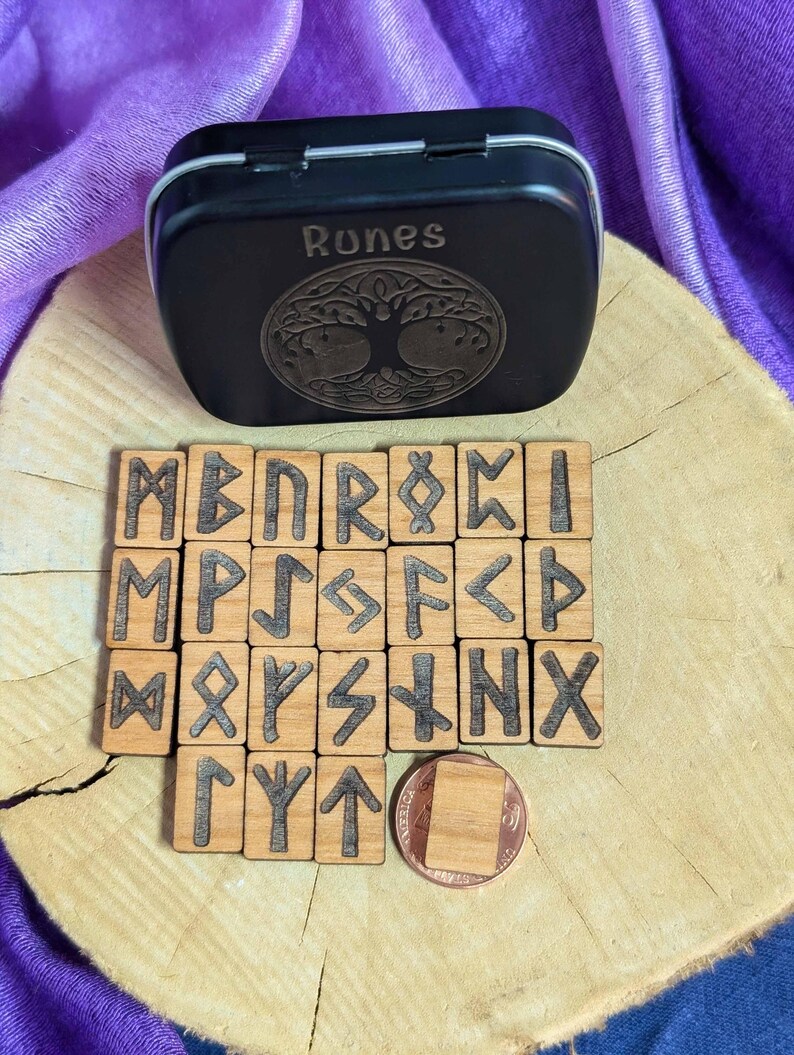 Elder futhark rune set; Mini rune set