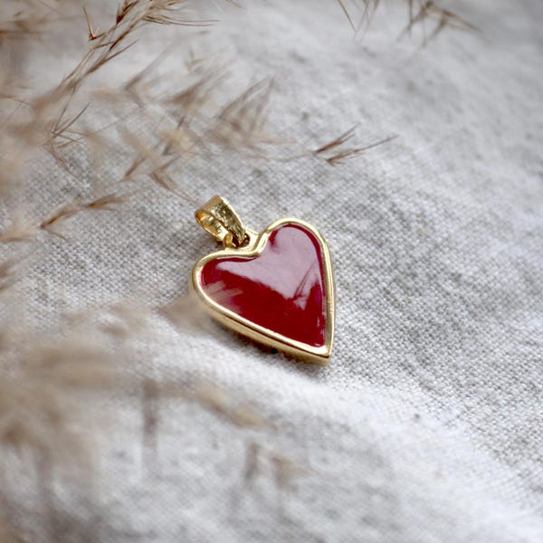Gold Red Resin Heart Necklace Charm Pendant for DIY Necklace or Add A Charm Necklace Chain, Unique Jewellery, Gifts for lover, girlfriend