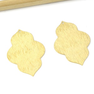 Brass Geometric Charms, Raw Brass Textured Geometric Pendant, Brass Flower Shape Charm, Earring Findings, Jewelry Supplies 39x28x1mm