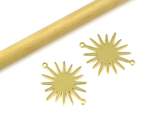 Solberlocker i mässing, solformad kontakt i rå mässing med 2 hål - Solberlock i mässing, smyckestillbehör 26x22x1mm