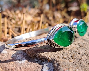 Handmade Emerald Bangle: Faceted Pear, 925 Sterling Silver Cuff