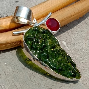 AAA++ Quality Raw Moldavite Quartz with Round Garnet Pendant, 925 Sterling Silver Pendant, Handmade Pendant, All Occasions Gift,