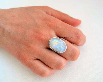 Anillo de piedra lunar arco iris, anillo de plata de ley 925, regalo de aniversario, anillo de plata boho, anillo ovalado grande, anillo de regalo, anillo de compromiso, anillo de mujer