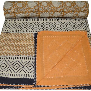 Indian Kantha Quilt hand block Print Kantha Bedcover Indian Blanket Gudari Queen Size Kantha Blanket Indian Bedspread image 2