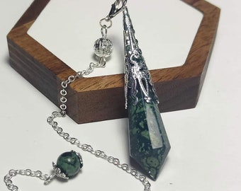 Natural malachite quartz DIY pendulum Quartz Crystal Wand Point Healing Crystal Gifts Random