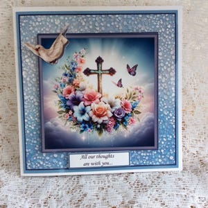Tarjeta de condolencias de lujo, tarjeta de condolencias, cruz de condolencias, condolencias florales, tarjeta única, pensando en ti en este momento triste, tamaño 6 x 6 pulgadas