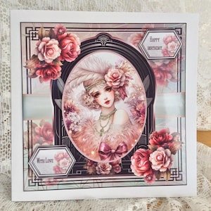 Flapper Girl kaart, verjaardagskaart voor dame, gelukkige verjaardagskaart, dameskaart, decoupaged kaart, maat 8 x 8 inch, gratis cadeaulabels,
