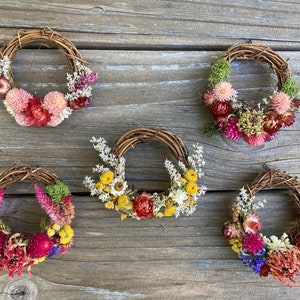 Dried Flower Wreath Ornament, 4 inch, bulk pricing, custom colors, organic and free shipping