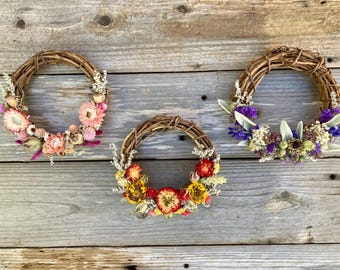 Small Dried Flower Wreath, 7 inch, custom colors, bulk pricing, organic flowers