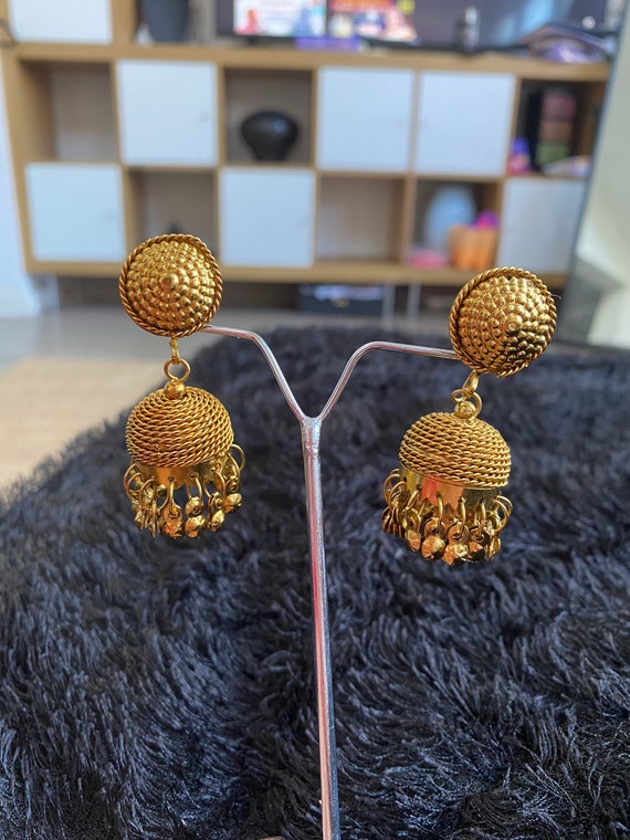 Oxidised gold hotsell jhumka