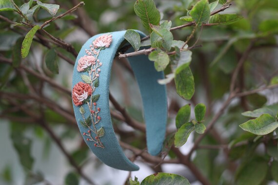 Handmade Headband With Floral Embroidery, Hair Accessories  display picture 3