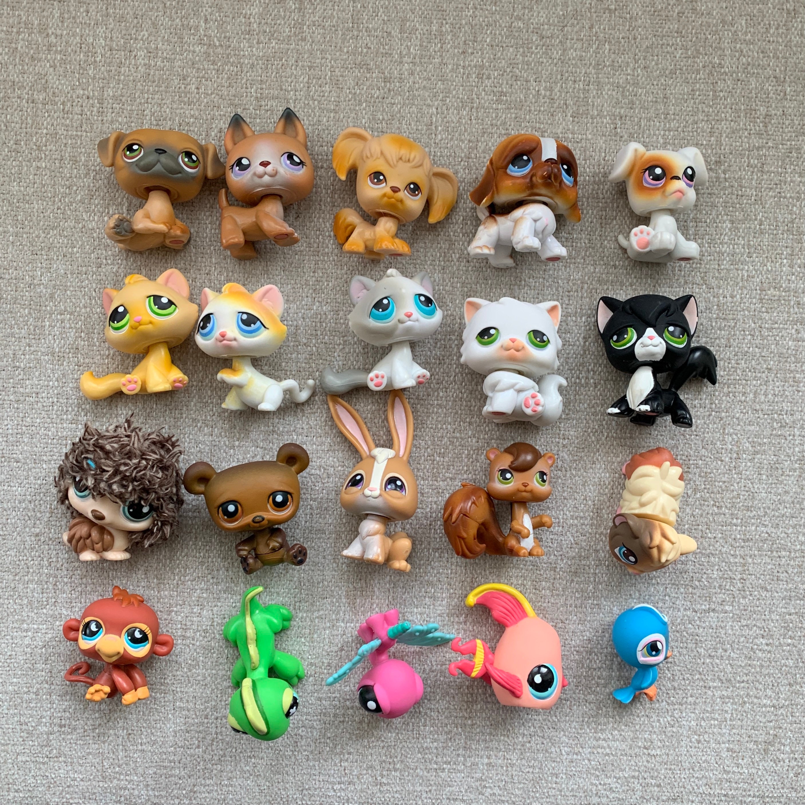 Authentic Littlest Pet Shops 