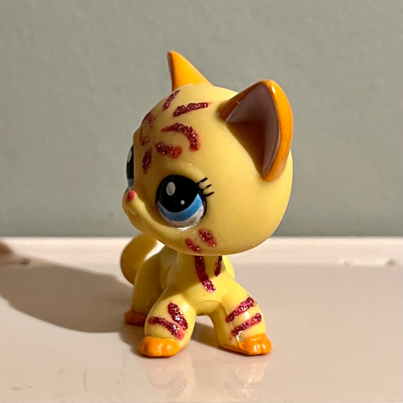 LPS Shorthair Cat 2118 Authentic Littlest Pet Shop Cat Etsy