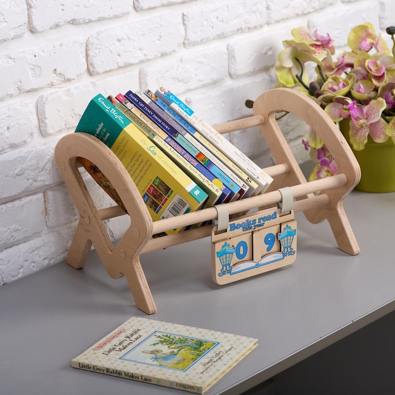 Personalized Kids Wooden Bookshelf with Read Tracker, Library Bookcase for Toddler