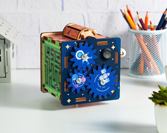 Handcrafted Wooden Activity Fidget Cube, Montessori Sensory Toy, Maze, Gears, Switch