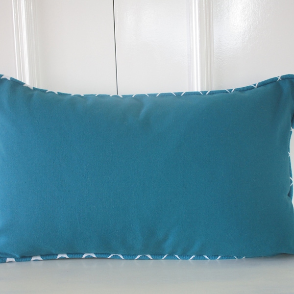 Housse de coussin 50 x 30 cms bleu canard