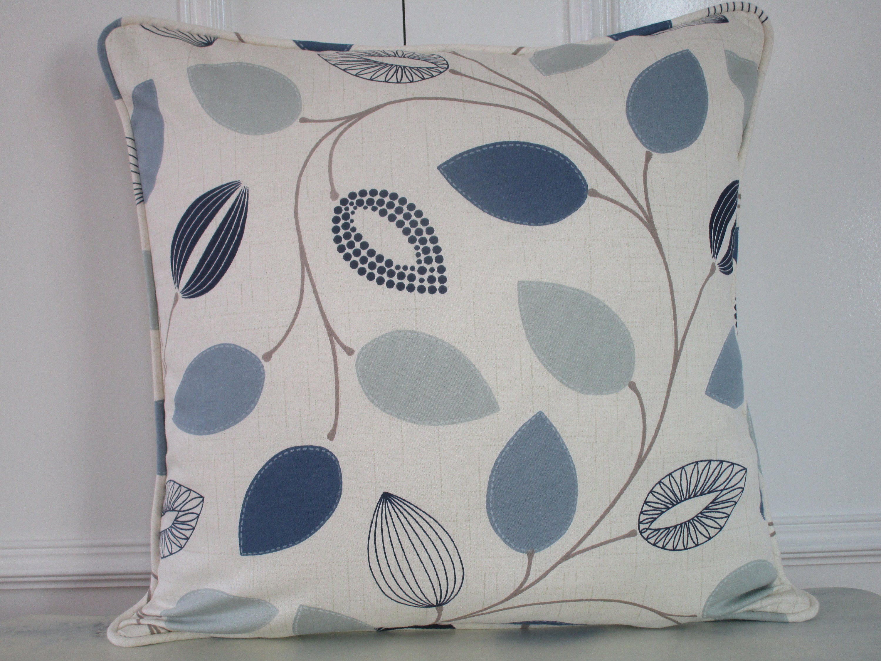 Housse de Coussin 45 X cms à Motifs Feuilles Bleues