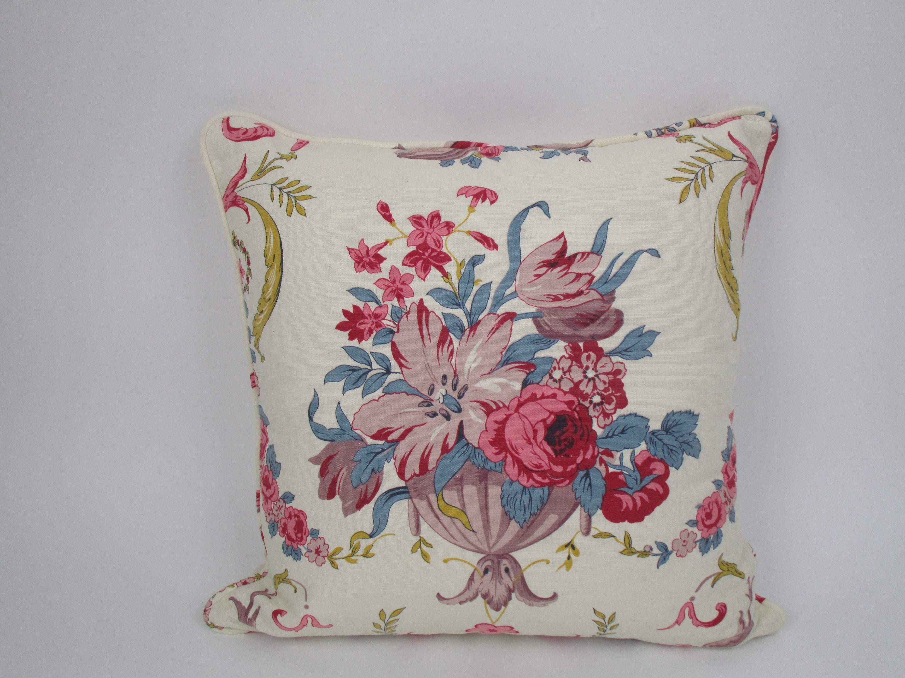 Housse de Coussin 45 X cms à Fleurs Pierre Frey Motif Le Fraisse