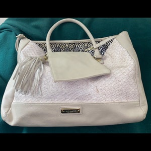 Vintage Beige Woven Large Purse W/ Clutch