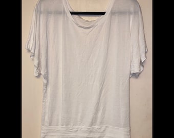 Avslappnad vit topp unisex storlek M