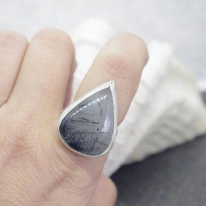 Teardrop Quartz Silver Ring, Sterling Silver Gemstone Ring, Boho Adjustable Ring, Handmade Quartz Jewelry, Unique Gift for Her, Winter Ring