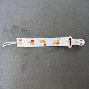 Winnie the Pooh Pacifier Clip