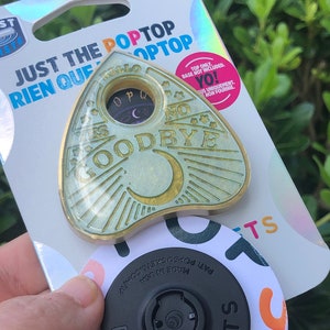 Resin Ouija Planchette on Spirit Board PopSocket™, Planchette PopGrip™, Witchy Planchette Phone Grip, Ouija PopSocket™, Custom Planchette