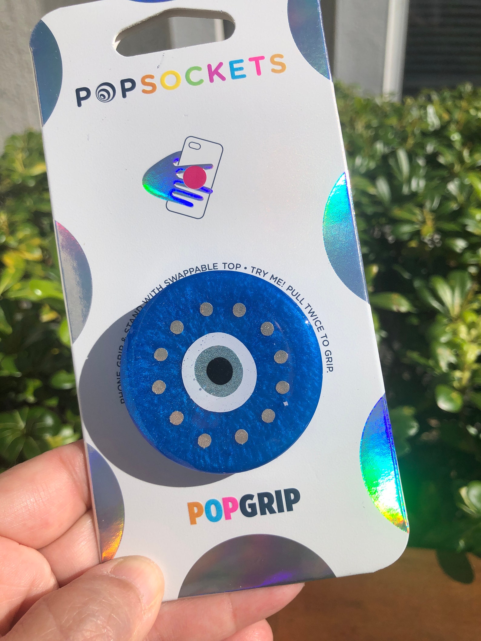 PopSockets Klebender PopGrip Mit Evil Eye Design – Blau/gelb, Zum Wechseln, Für Glatte Handyhüllen