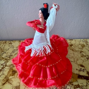 Vintage Flamenco Dancer Doll. Collectible Miniature Mid-century Folk Andalusian Figurine in Red Dress. Authentic Spanish Marked GRAIN Doll.