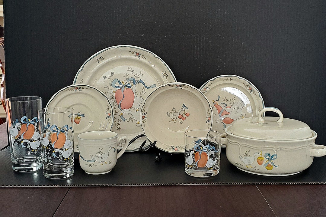 Marmalade Vintage Stoneware Dishes, 1980's, International Tableworks