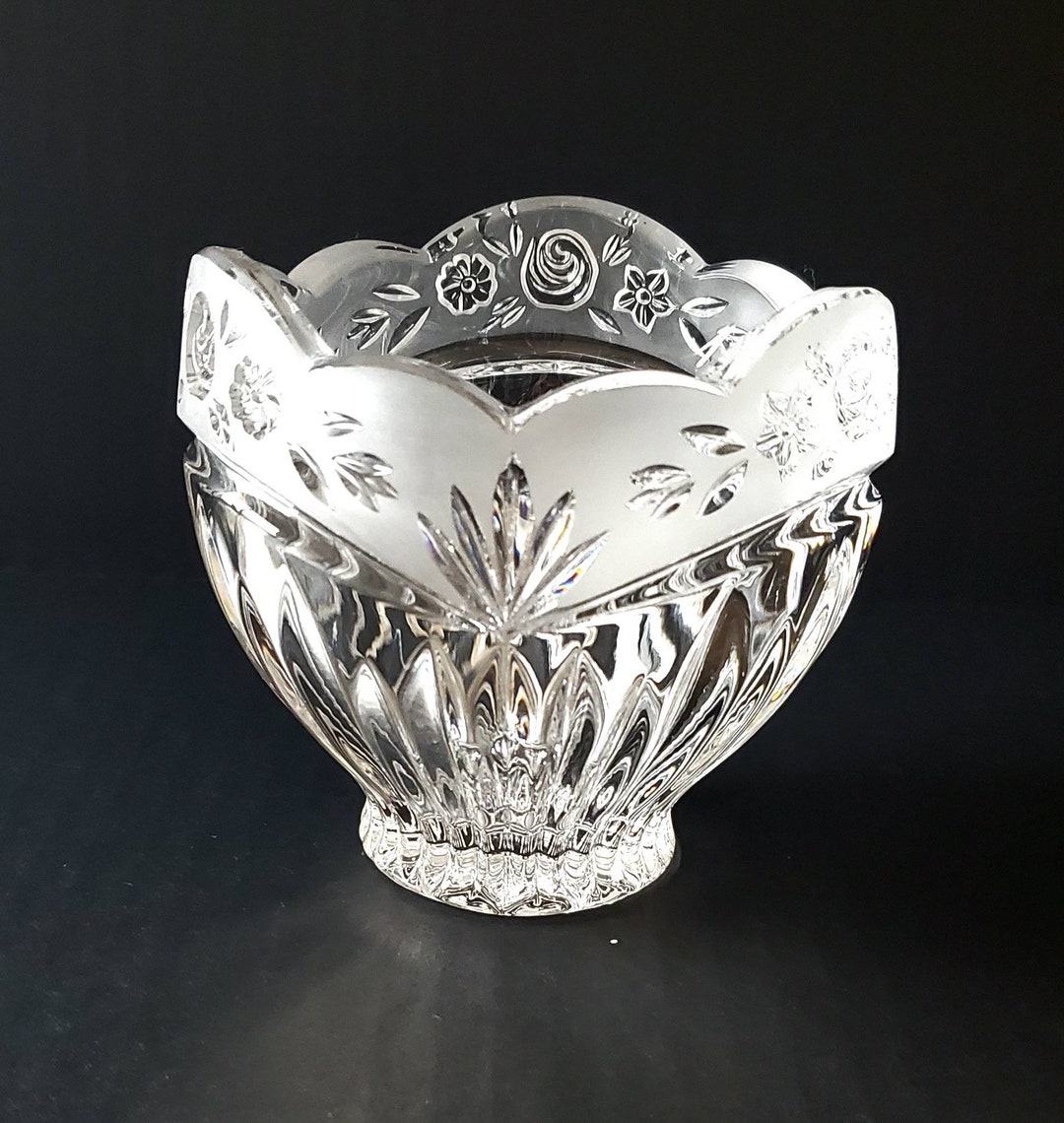 Oneida Southern Garden Lead Crystal Candy Dish or Bowl, Vintage