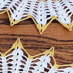 Easy Crochet Table Runner Pattern Download PDF, Google Doc. Three Starbursts with Winding Flowers, 17 x 48 w/ 10 cotton crochet thread. image 4
