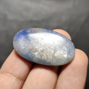 Natural Blue Sapphire Oval Shape for making Jewelry.