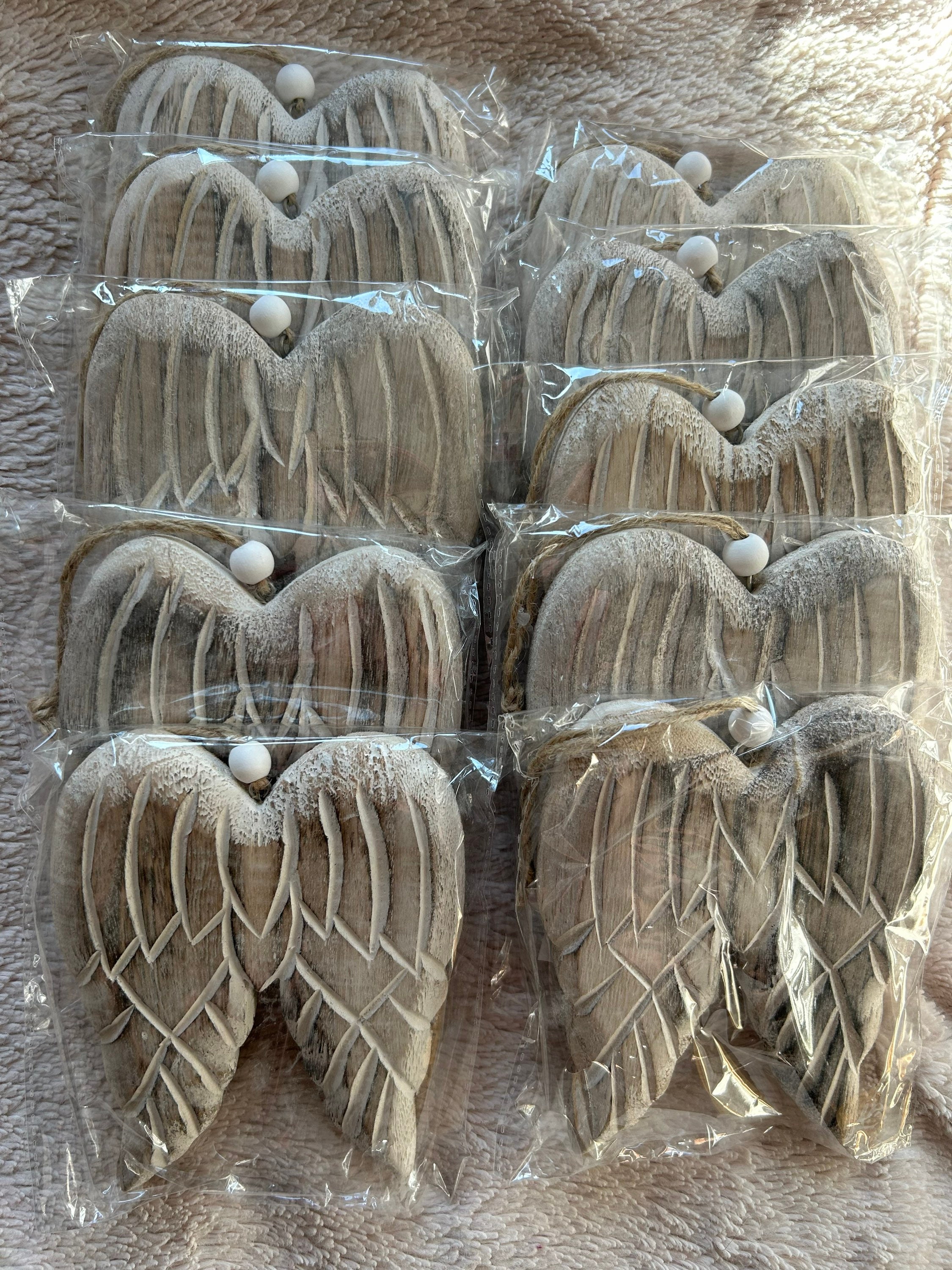 Wood Angel Wings 4 x 1.5 x .25 / Package of 10