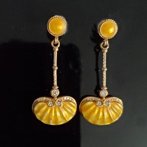 Exquisite 18K Gold Vintage Enamel Earrings