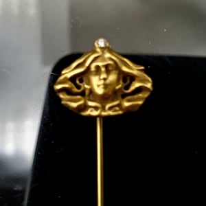 Beautiful Vintage Art Nouveau Style 14k Stick Pin