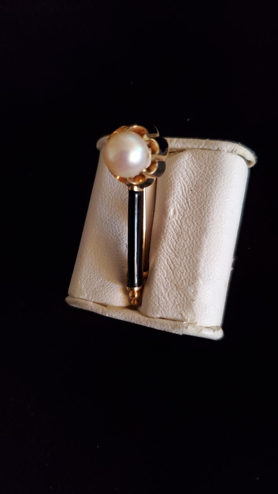 Victorian 15K gold Enamel Pearl Pin - image 1