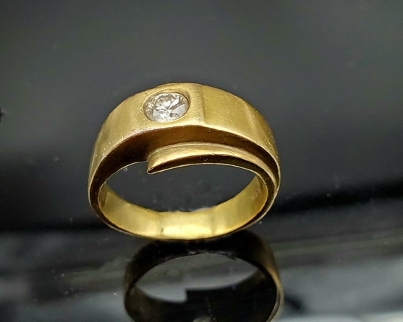 Vintage 14K Gold Art Deco Style Diamond ring - image 3